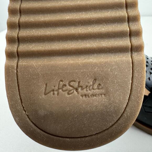 LIFE STRIDE ZEE 2 SLIP‎ ON LASER CUT FAUX LEATHER LOAFER IN BLACK NWOB SIZE 8M - Picture 12 of 13